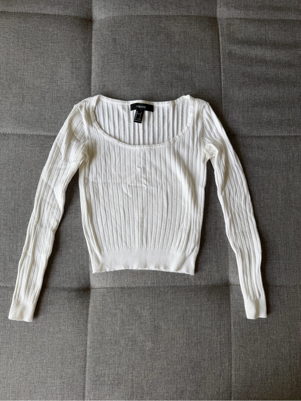 Forever 21 White Ribbed Scoop-Neck Sweater